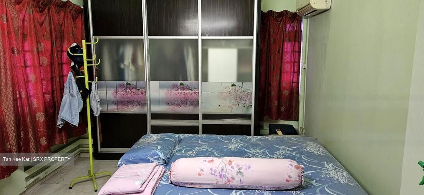 Blk 828 Jurong West Street 81 (Jurong West), HDB Executive #455620331